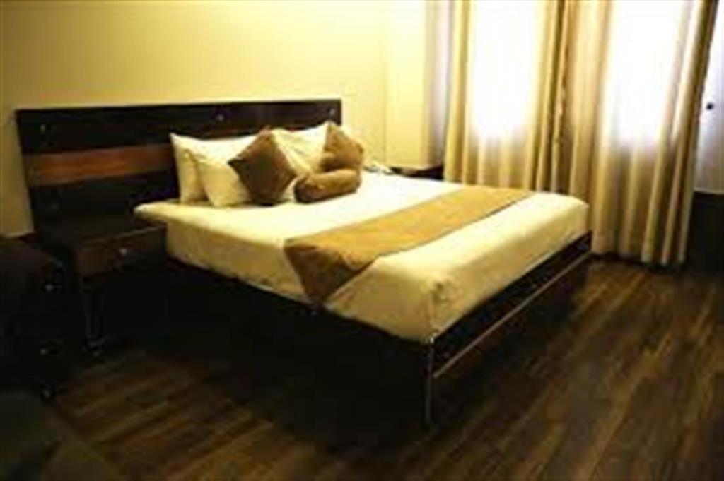 Hotel Marco Polo Lahore Luaran gambar
